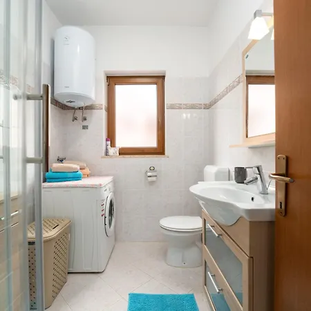 With Parking Space Mugeba, - 24244 Apartment *